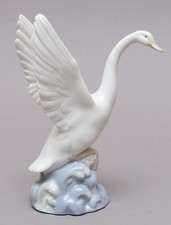 Lladro nao swan for sale  DISS