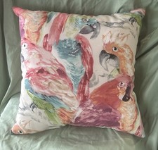 Beautiful colorful parrot for sale  Garibaldi