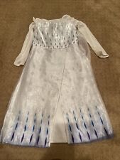 Vestido fantasia Elsa Snow Queen Disney Store tamanho 5/6 branco roxo Frozen 2 comprar usado  Enviando para Brazil