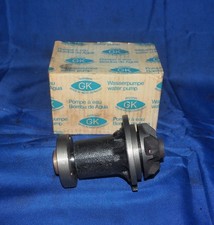 Usado, NOS! Conjunto de bomba de água motor Mercedes W111 220SEB cupê fabricante de equipamento original com garantia comprar usado  Enviando para Brazil