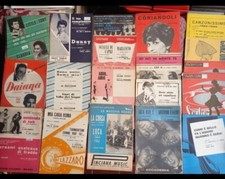 Lotto spartiti musicali usato  Bologna