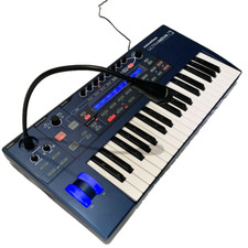 Novation ultranova sintetizzat usato  Spedire a Italy