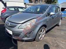 vauxhall corsa sxi front bumper for sale vauxhall corsa sxi front bumper for sale BIRCHINGTON