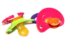 2 chupetas NUK 0-6 meses látex sem BPA ortodôntica rosa e verde comprar usado  Enviando para Brazil