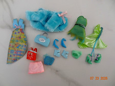 Lot tenues accessoires d'occasion  Élancourt