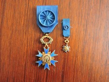 ordre national merite d'occasion ordre national merite d'occasion  Bessières