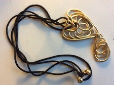 Balenciaga Paris Collier Pendentif Coeur métal doré comprar usado  Enviando para Brazil