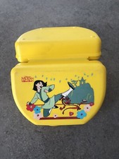 Tupperware disney mulan d'occasion  Le Lion-d'Angers