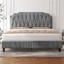 Letto matrimoniale imbottito usato  Roma