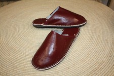 Babouches cuir rouge d'occasion  Les Pieux