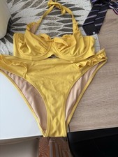 Pour moi yellow for sale  DARLINGTON