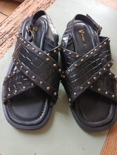 Size uk..ladies sandles...wide for sale  GILLINGHAM