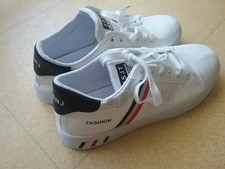 Chaussure basket blanche d'occasion  Pau