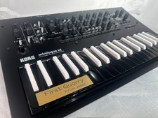 Clavier synthétiseur analogiq d'occasion Clavier synthétiseur analogiq d'occasion  Expédié en France