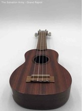 Ukulele acústico Kala marrom acabamento natural 4 cordas corpo padrão destro comprar usado Ukulele acústico Kala marrom acabamento natural 4 cordas corpo padrão destro comprar usado  Enviando para Brazil