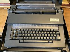 Macchina scrivere olivetti usato  Fano