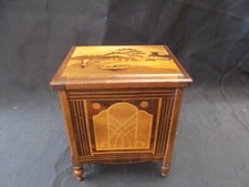 Ancienne boîte distributeur d'occasion  Crouy