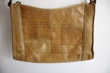 Frye V7103 Feminino Bege Melissa Patchwork Zíper Transversal 11,5X8,5X2IN Couro comprar usado Frye V7103 Feminino Bege Melissa Patchwork Zíper Transversal 11,5X8,5X2IN Couro comprar usado  Enviando para Brazil