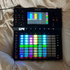 Akai professional force usato  Spedire a Italy