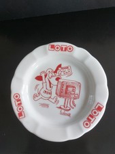 Barberousse cendrier porcelain d'occasion Barberousse cendrier porcelain d'occasion  Buxerolles