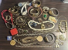 Lote Usable Bisutería 1.6lb De Colección a Moderno, Relojes Collares y Más segunda mano  Embacar hacia Mexico