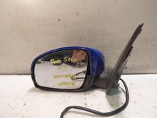 Specchio retrovisore sinistro usato  Italia
