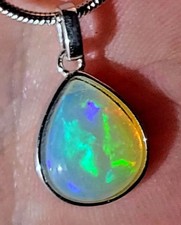 Pendentif opale agt925 d'occasion  Épinal