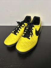 Tênis de futebol Nike indoor futsal sola de borracha (sem marcação) novo! Amarelo tamanho 7, usado comprar usado  Enviando para Brazil
