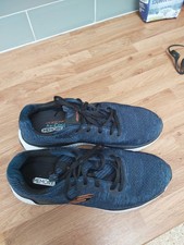 Skechers 9.5 ultra for sale  LLANELLI