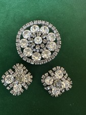 Usado, Conjunto de broche e brincos vintage Kramer redondo cinza e strass transparente comprar usado  Enviando para Brazil