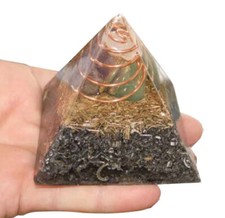 Piramide orgonite scegli usato  Riccione