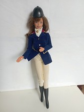 Barbie cavalière d'occasion  Brûlon