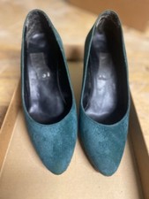 Scarpe verde scuro usato  Garessio