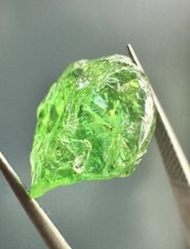 9.2 natural tsavorite for sale  WILMSLOW