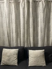 Set two cushion for sale  BISHOP'S STORTFORD