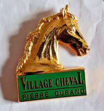 Pin gbm village d'occasion  Besançon