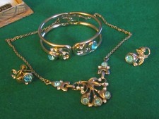 Conjunto Caixa de Brincos Colar de Strass Caixa Original 24k comprar usado  Enviando para Brazil