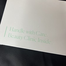 QURE SKINCARE Qure Sistema de Micro-Infusão Fornecimento de 3 Meses NOVO Selado comprar usado  Enviando para Brazil