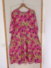 Robe florale rosé d'occasion  Ribécourt-Dreslincourt