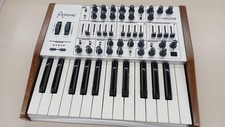 Arturia minibrute sintetizzato usato  Spedire a Italy
