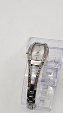 Usado, Relógio feminino Guess com punho de strass tom prata - Funciona  comprar usado  Enviando para Brazil