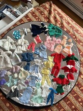 Usado, Guarda-roupa de malha tamanho Barbie crochê 63 peças. comprar usado  Enviando para Brazil