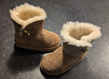 uggs boots ugg toddlers for sale uggs boots ugg toddlers for sale Philadelphia