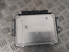 Calculateur moteur bosch d'occasion  Déols