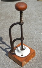 Ancien dénoyauteur noyaux d'occasion  France