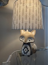 Abajures de mesa para ambientes internos Levtex Baby - Creme e marrom flecha raposa bailey abajur berçário comprar usado  Enviando para Brazil