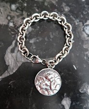 Bracelet médaille baroque d'occasion  France