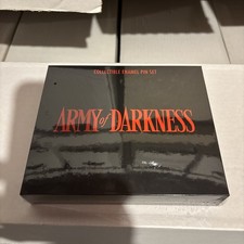 CONJUNTO DE BROCHES DE ESMALTE EXÉRCITO DAS TREVAS GRITO FÁBRICA CALHA! comprar usado CONJUNTO DE BROCHES DE ESMALTE EXÉRCITO DAS TREVAS GRITO FÁBRICA CALHA! comprar usado  Enviando para Brazil