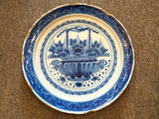 Assiette delft xviiie d'occasion  Bourg