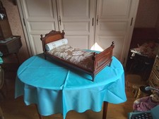 Magnifique lit poupee d'occasion  Lisieux